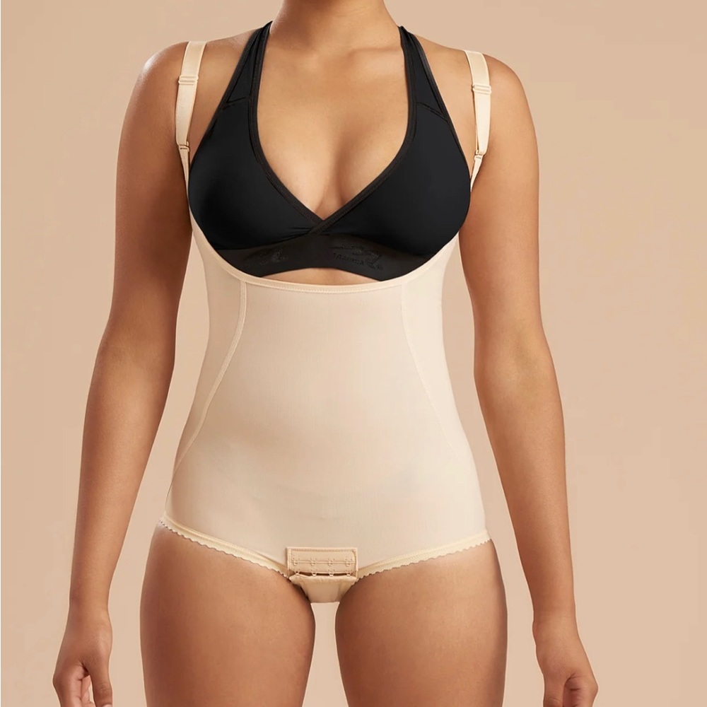 Marena Recovery Size S, Black 
SFBHA2-S-B, HIGH-BACK, NO CLOSURE, BIKINI LENGTH